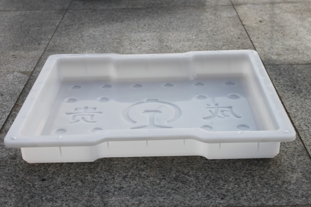 電纜溝蓋板塑料模具表面無(wú)光澤是不是質(zhì)量比較差？