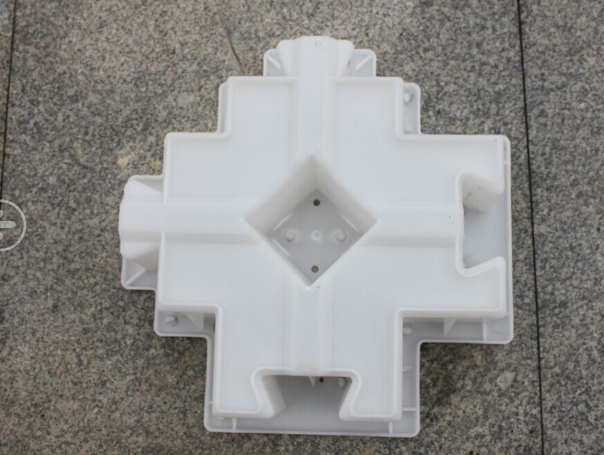 水庫護(hù)坡塑料模具砼制品在護(hù)坡中的重要體現(xiàn)